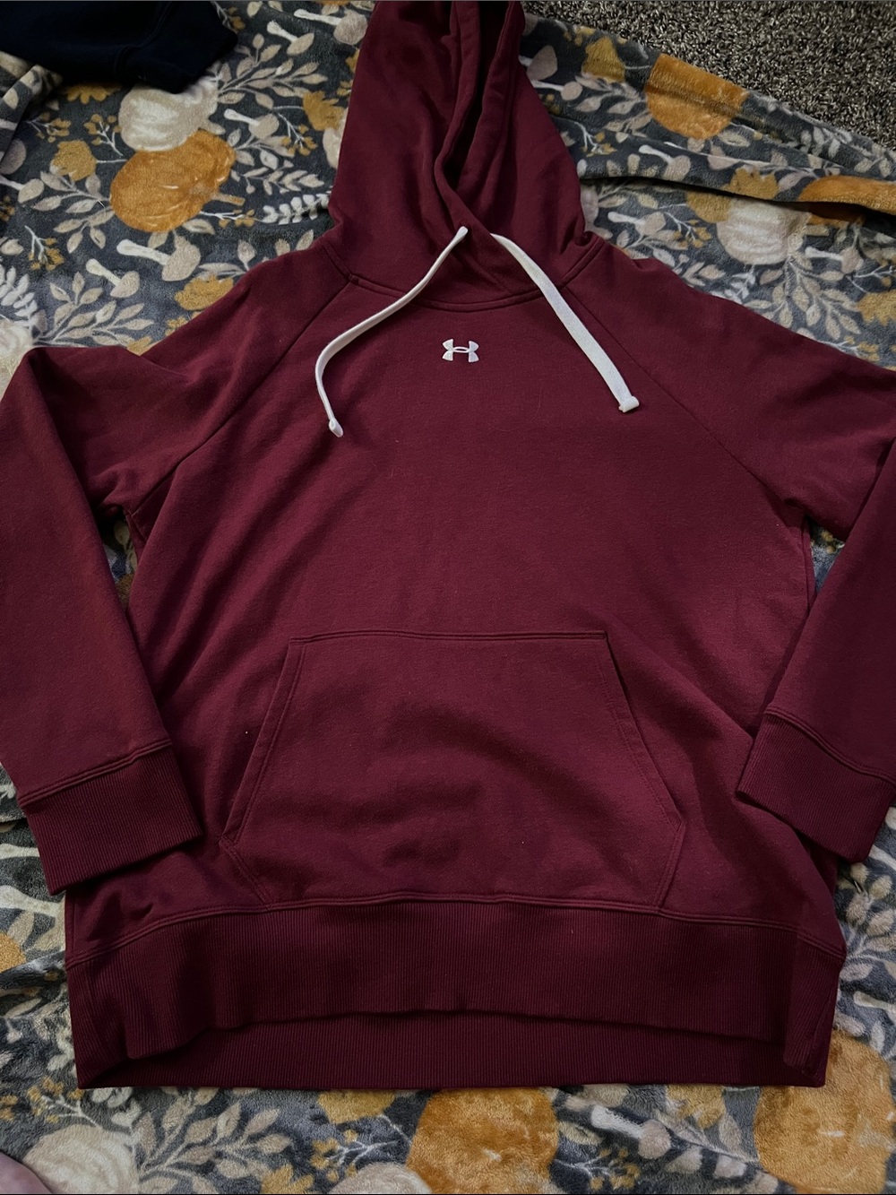 Under Armour women’s Maroon Pullover Hoodie with White Drawstrings
